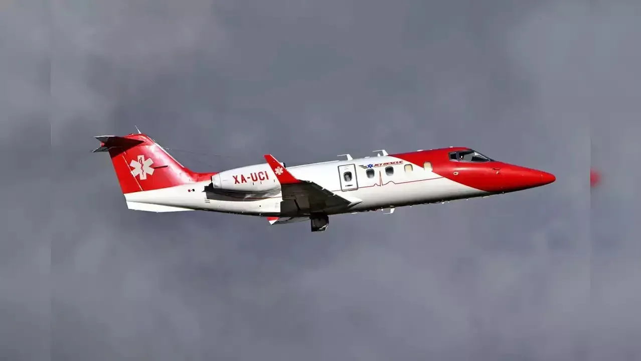 Medical Transport LearJet Crashes in Philadelphia